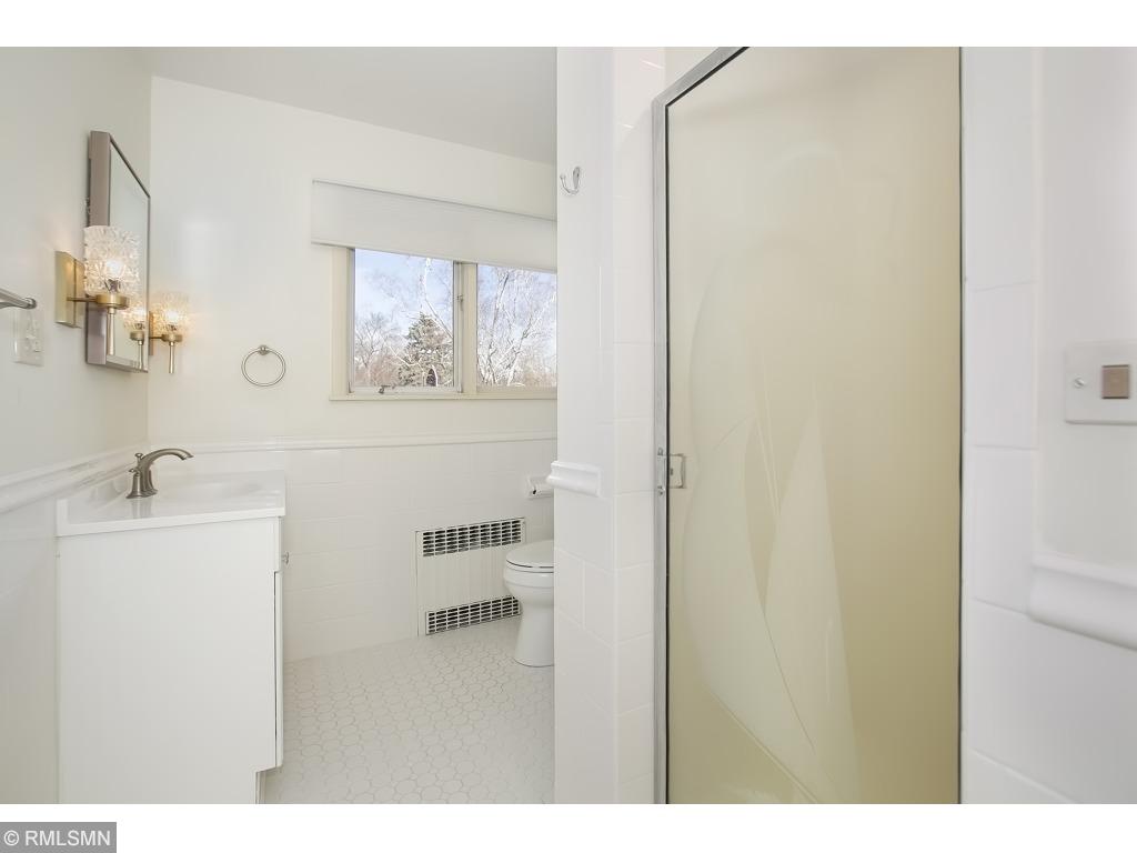 2799 Pheasant Road Excelsior, MN 55331 - Photo 14 of 21 Gallery Image 14