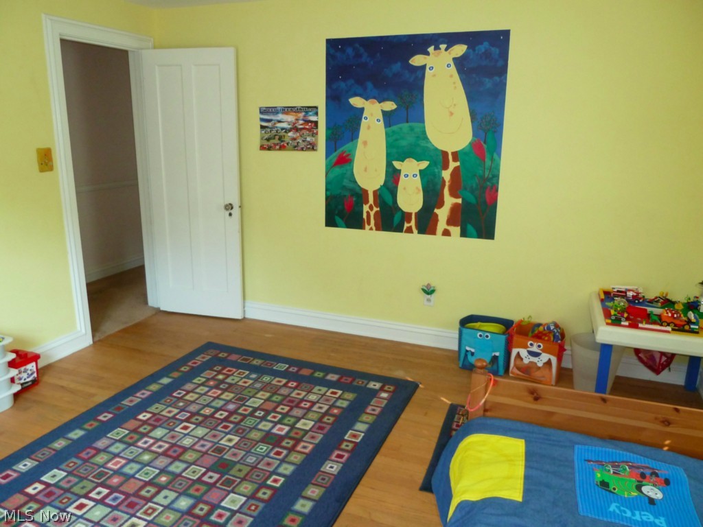 3264 Enderby Road Cleveland, OH 44120 - Photo 3 of 5