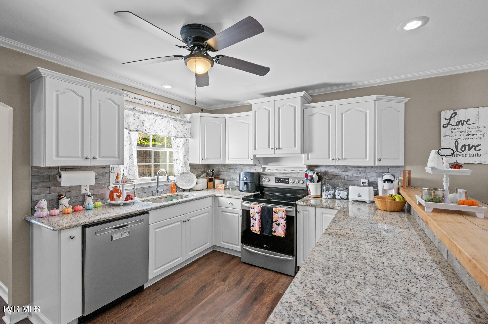 15410 Wilderness Road Bristol, VA 24202 - Photo 23 of 51 DSC_7148