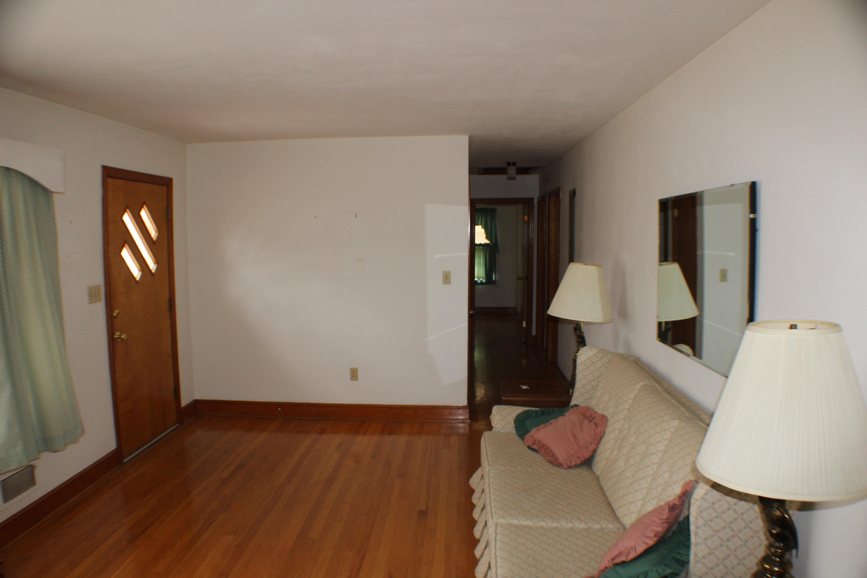 4918 Oak Road Northwest Roanoke, VA 24017 - Photo 13 of 34 IMG_0203