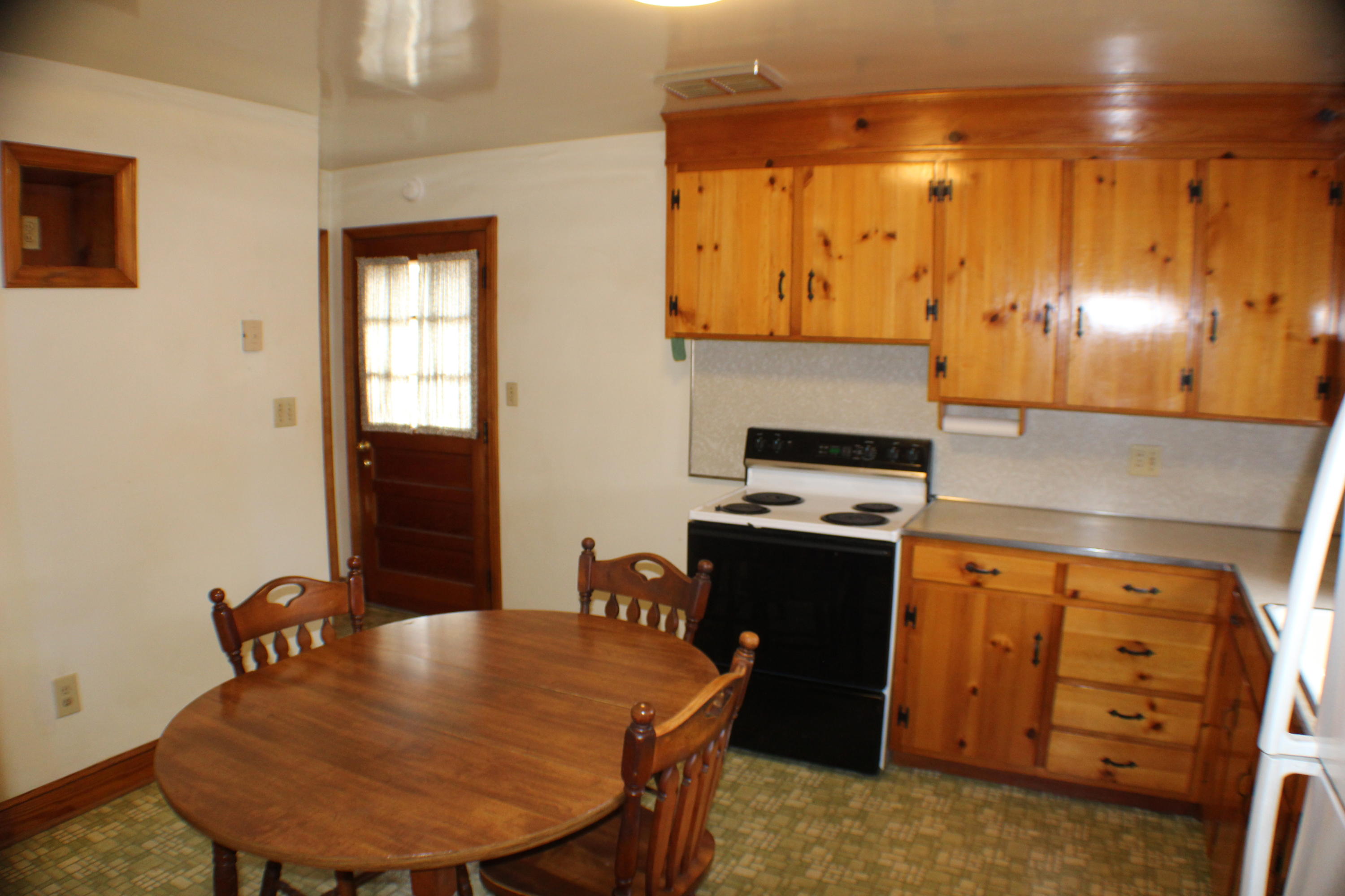 4918 Oak Road Northwest Roanoke, VA 24017 - Photo 18 of 34 IMG_0209
