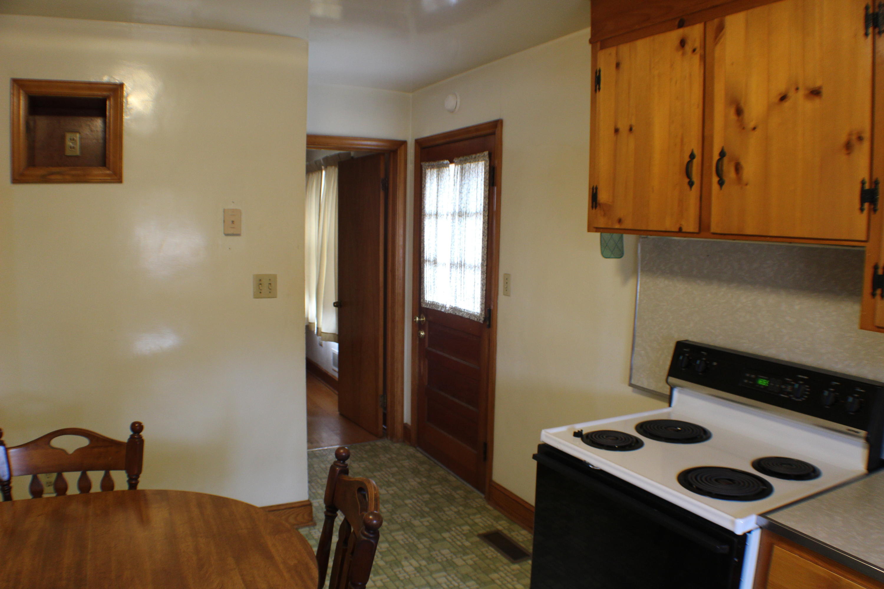 4918 Oak Road Northwest Roanoke, VA 24017 - Photo 19 of 34 IMG_0210