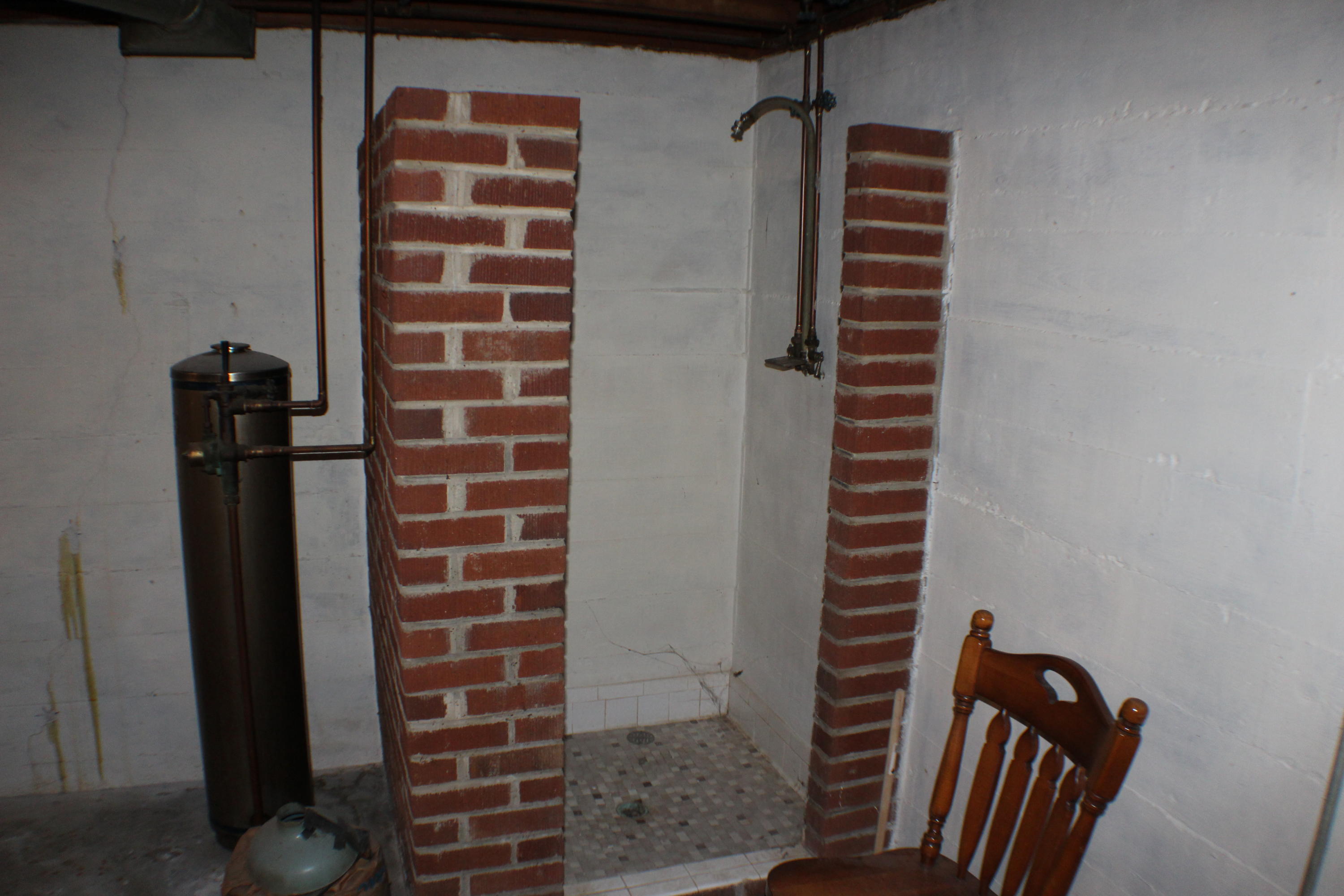 4918 Oak Road Northwest Roanoke, VA 24017 - Photo 33 of 34 BASEMENT / UNFINISHED AREA
