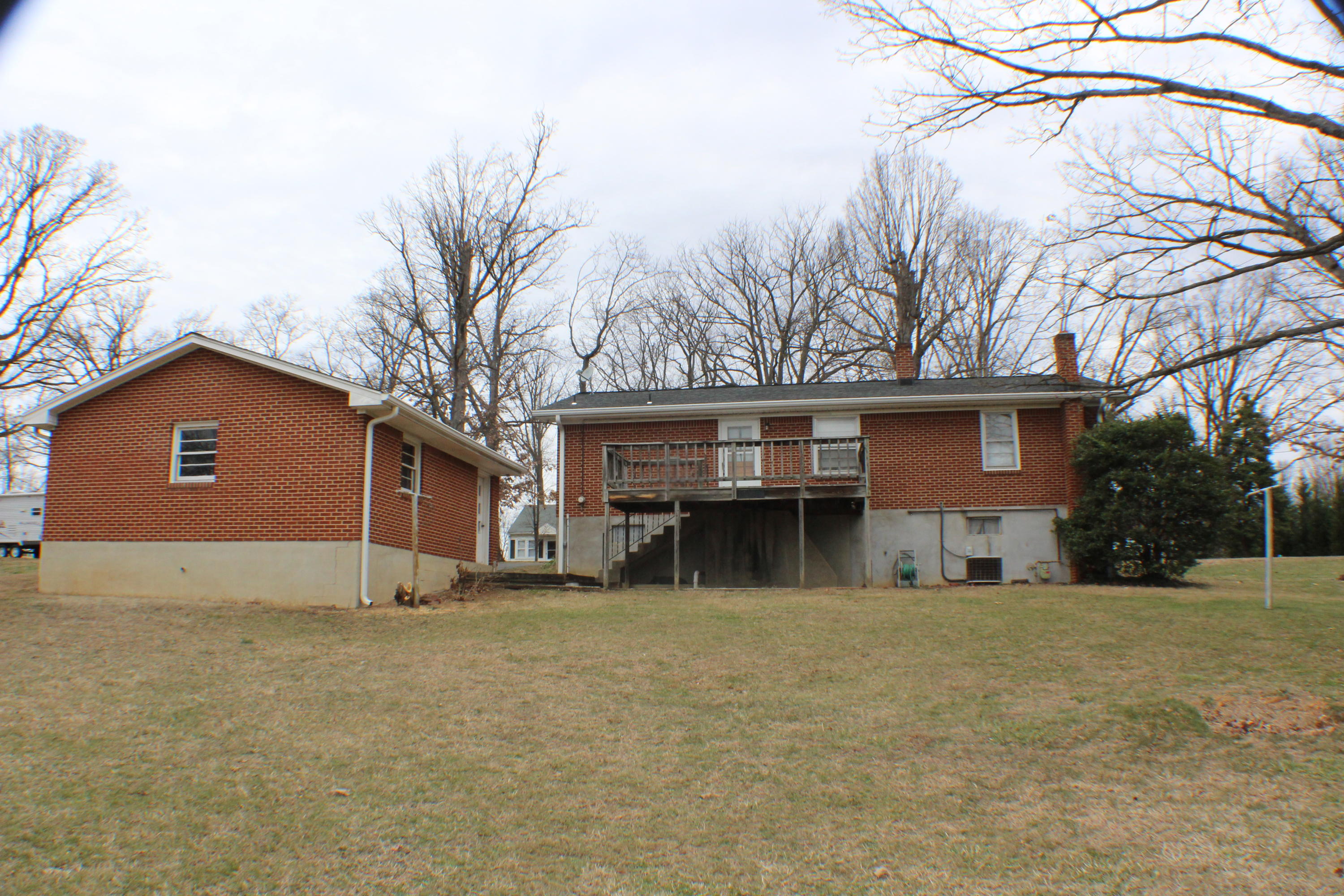 4918 Oak Road Northwest Roanoke, VA 24017 - Photo 10 of 34 IMG_0196