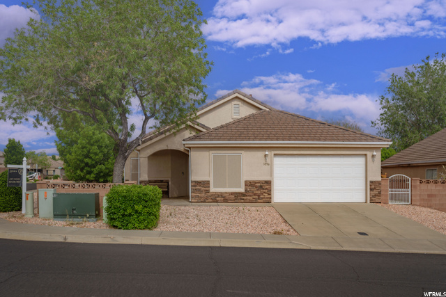 1094 Graham Manor Washington, UT 84780 - Photo 1 of 1
