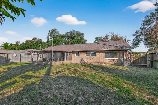 $1,850 | 8726 Glenloch Drive, Houston, TX 77061