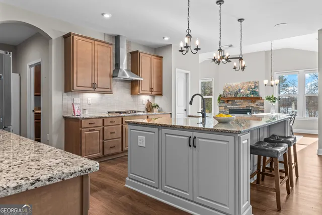 $830,000 | 25 Clearwater Court, Hoschton, GA 30548