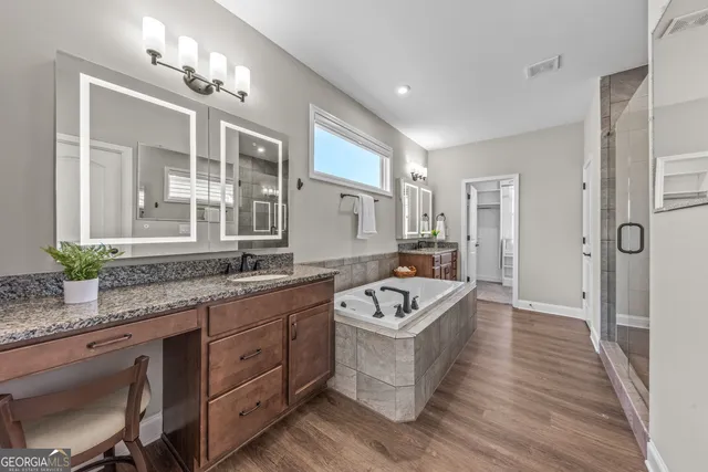 $830,000 | 25 Clearwater Court, Hoschton, GA 30548