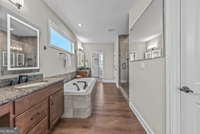 $830,000 | 25 Clearwater Court, Hoschton, GA 30548