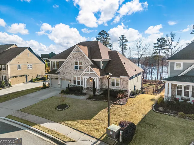 $830,000 | 25 Clearwater Court, Hoschton, GA 30548