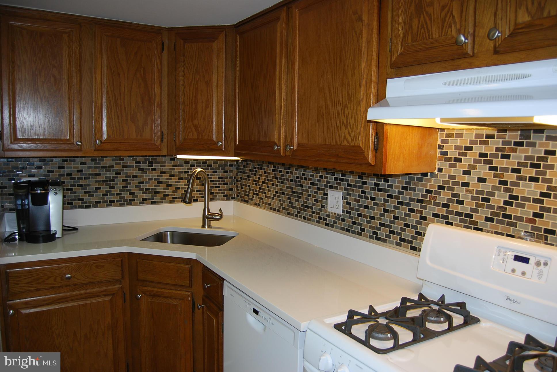 1415 Northgate Square, Unit 2C Reston, VA 20190 - Photo 2 of 23 Kitchen