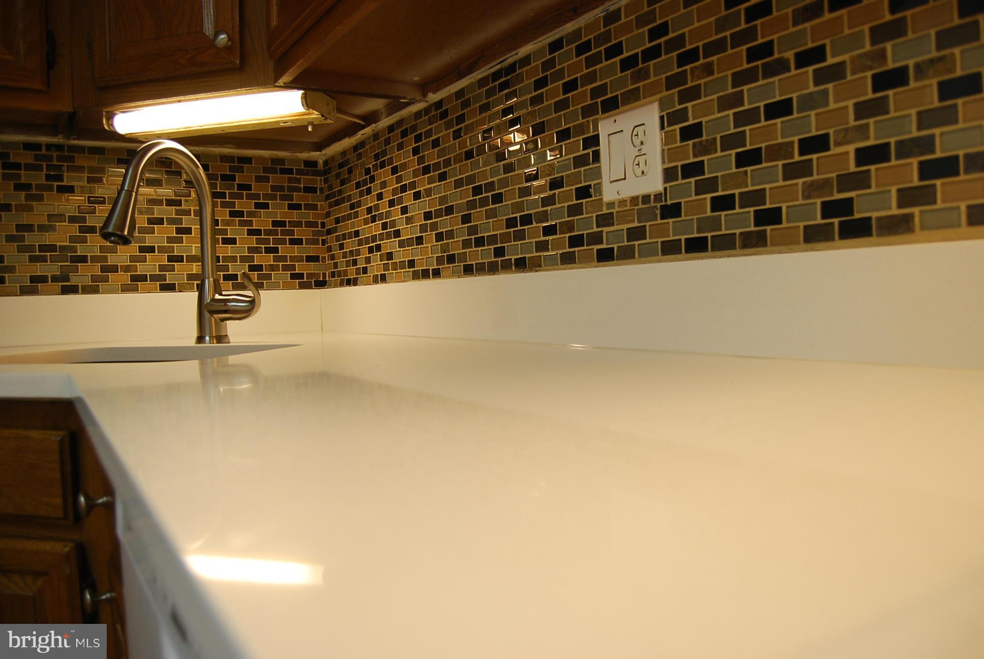 1415 Northgate Square, Unit 2C Reston, VA 20190 - Photo 3 of 23 Brand new quartz counters