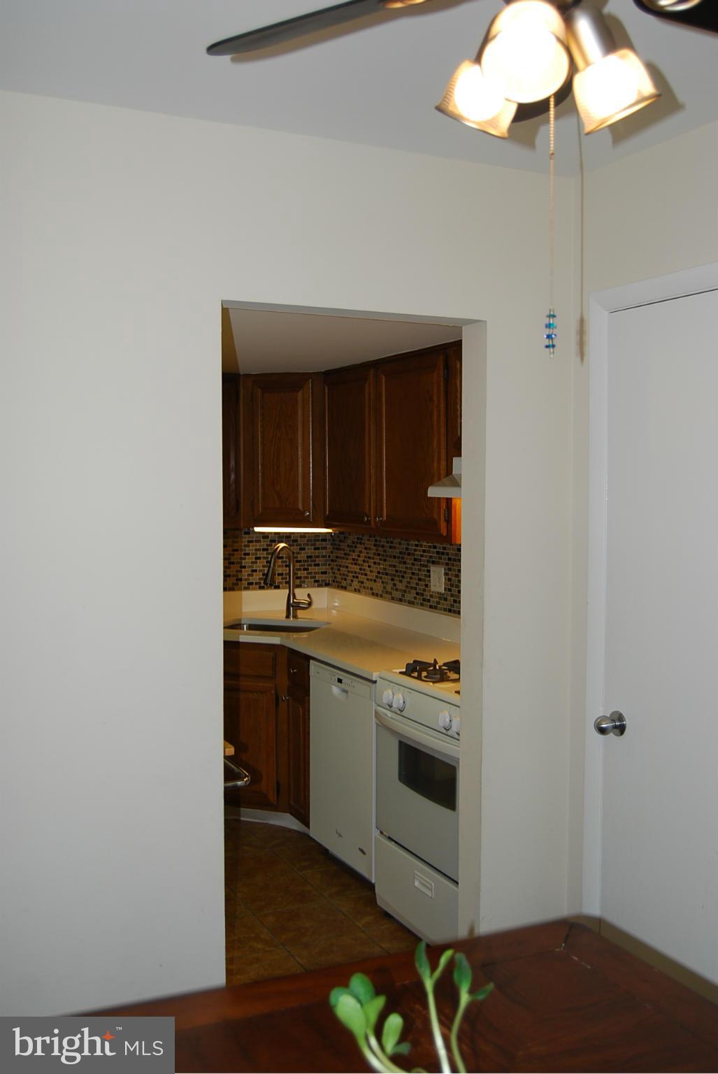1415 Northgate Square, Unit 2C Reston, VA 20190 - Photo 10 of 23 Interior (General)
