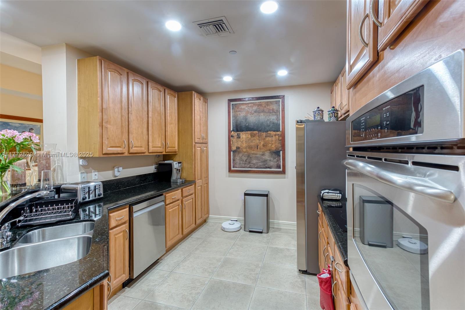 16100 Emerald Estates Drive, Unit 482 Weston, FL 33331 - Photo 8 of 51