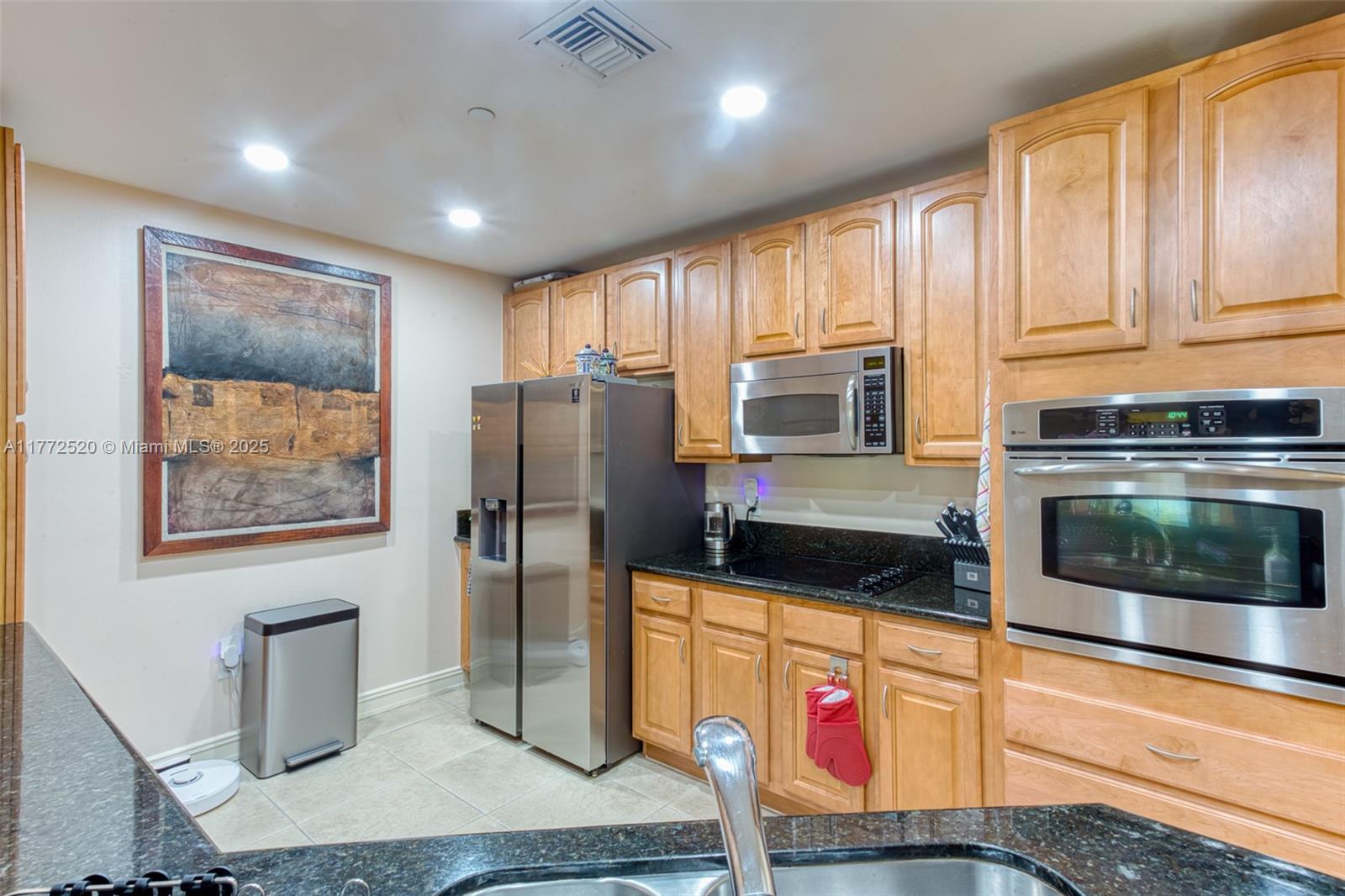 16100 Emerald Estates Drive, Unit 482 Weston, FL 33331 - Photo 9 of 51