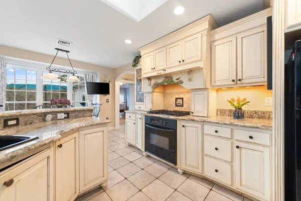 $699,900 | 105 Pemigewasset Shores Drive, Bristol, NH 03222