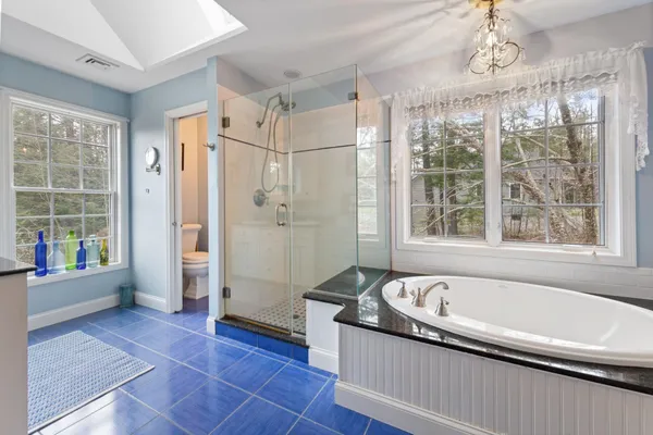 $699,900 | 105 Pemigewasset Shores Drive, Bristol, NH 03222