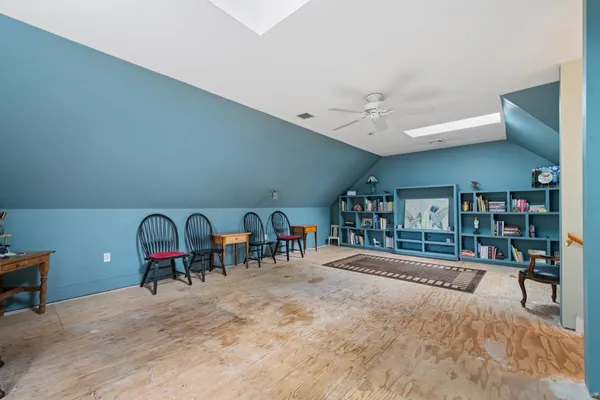 $699,900 | 105 Pemigewasset Shores Drive, Bristol, NH 03222