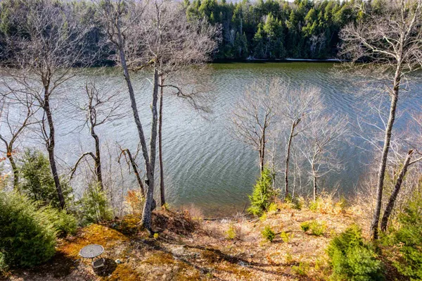 $699,900 | 105 Pemigewasset Shores Drive, Bristol, NH 03222