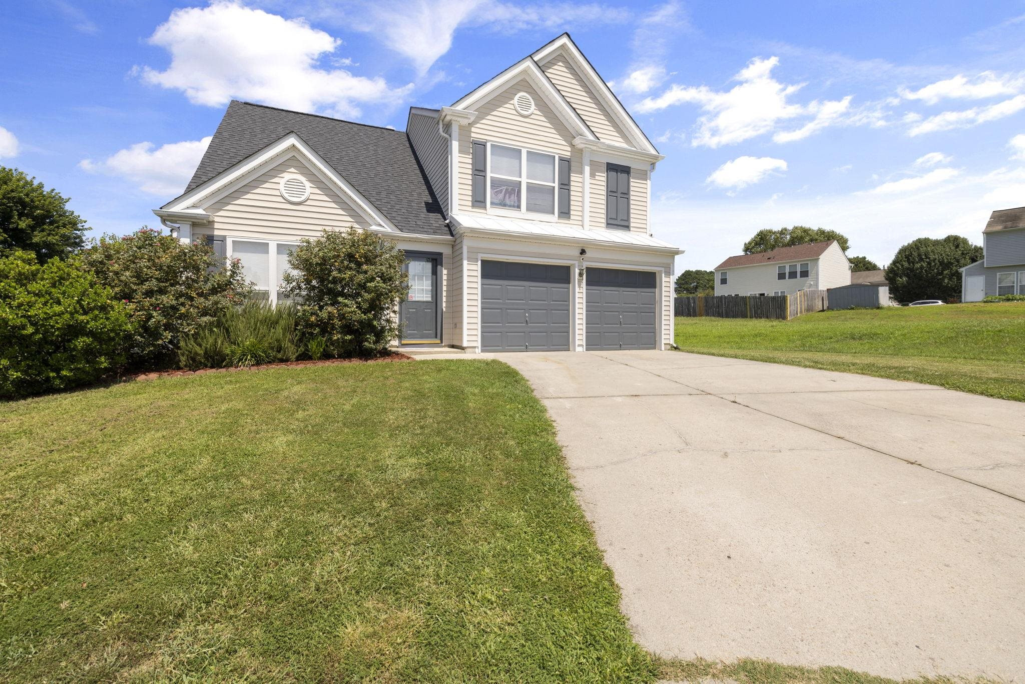2917 Mark Oak Court Raleigh, NC 27610 - Photo 2 of 26 Photo 2