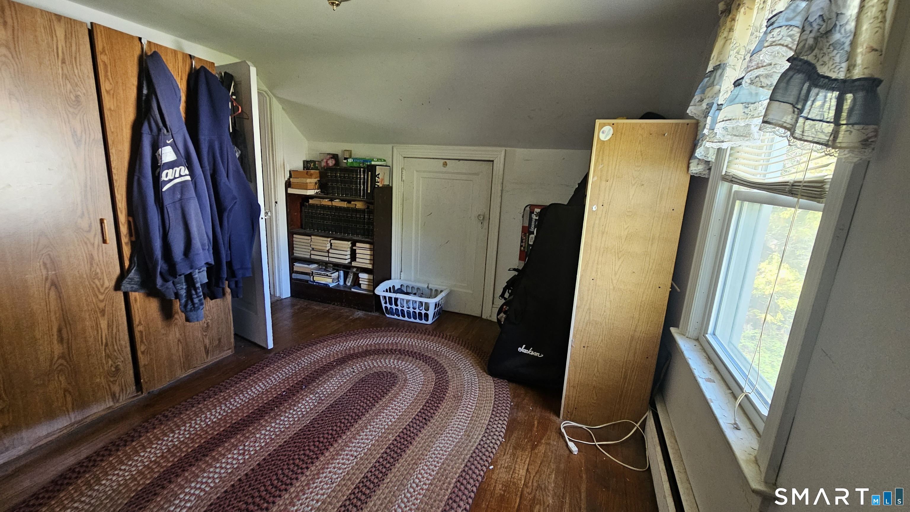 1167 Wolcott Road Wolcott, CT 06716 - Photo 17 of 22