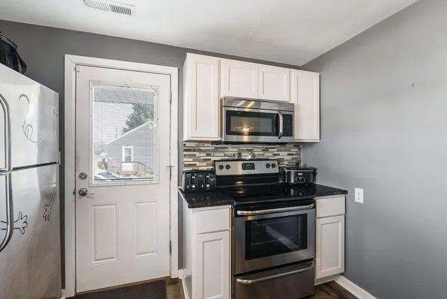 $209,900 | 948 South Delphine Avenue, Waynesboro, VA 22980