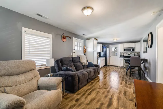 $209,900 | 948 South Delphine Avenue, Waynesboro, VA 22980