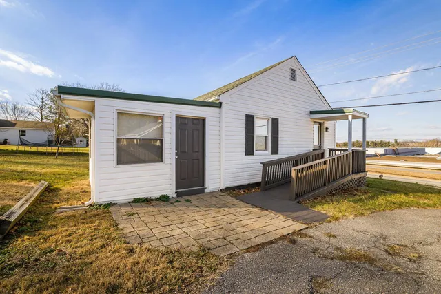 $209,900 | 948 South Delphine Avenue, Waynesboro, VA 22980