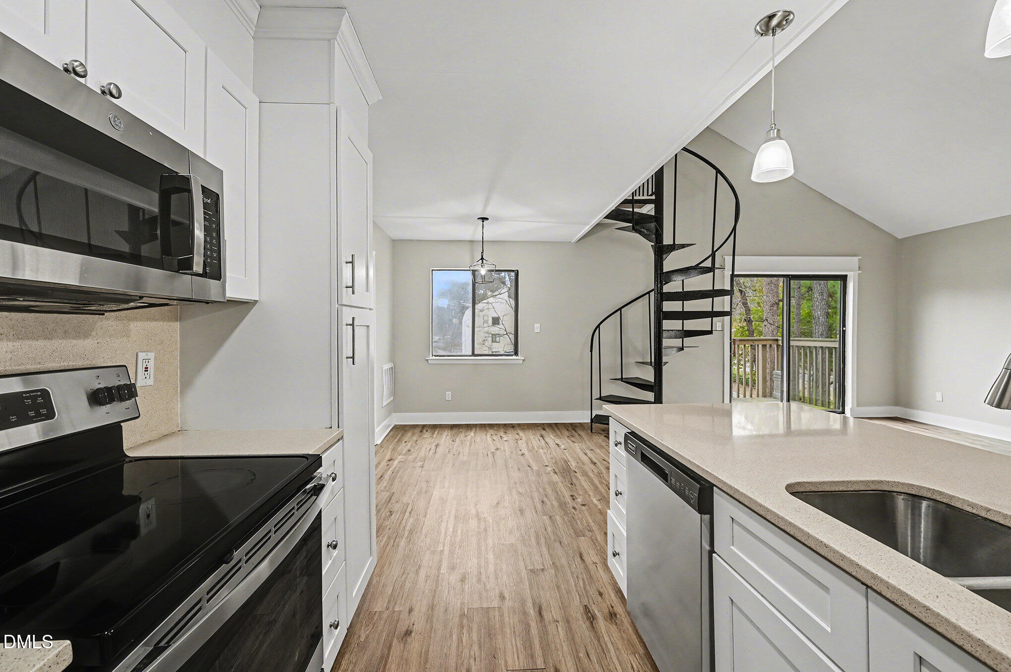 3035 Huntleigh Drive Raleigh, NC 27604 - Photo 5 of 19 009_file_569