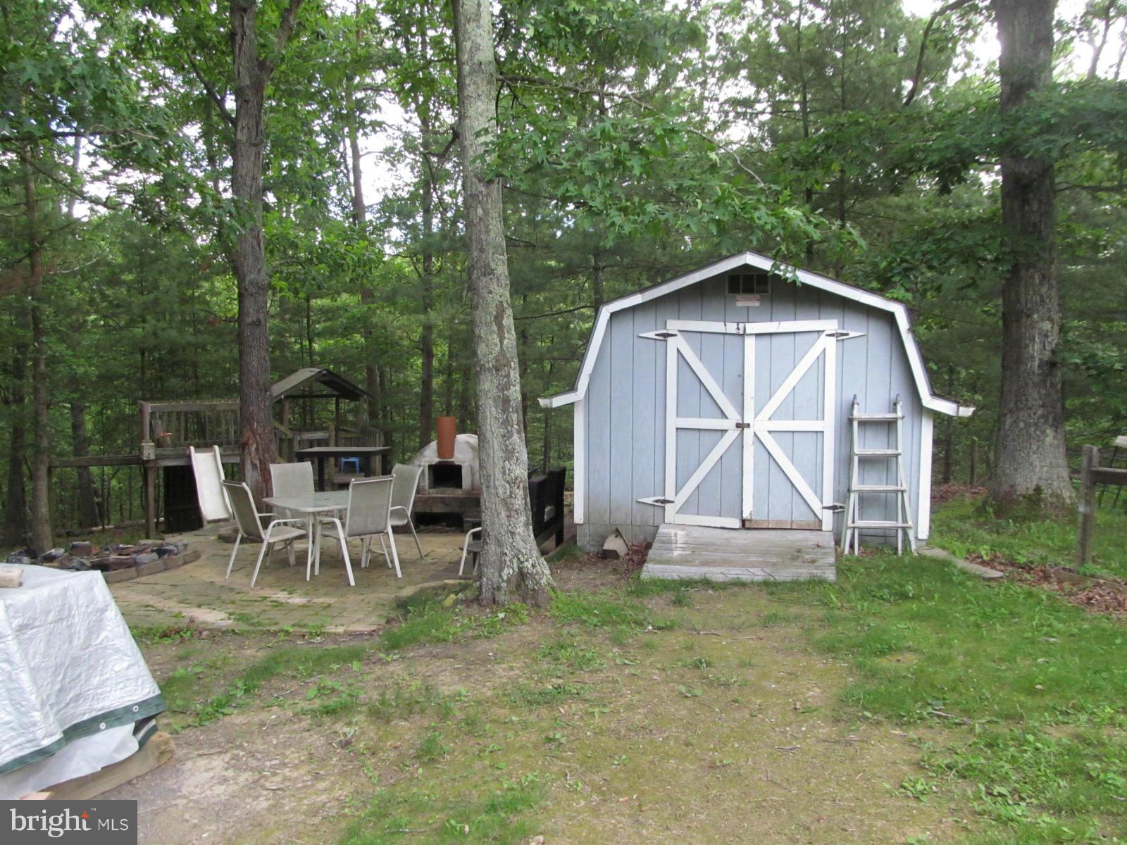 2977 Crooked Run Road Mount Jackson, VA 22842 - Photo 23 of 28 Storage Building