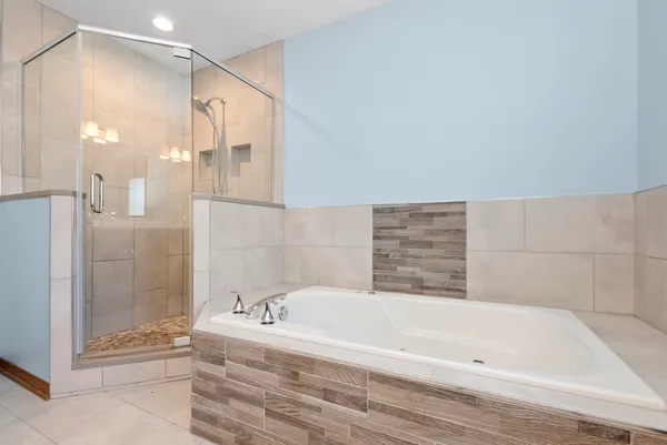 $649,000 | 10924 Beth Drive, Orland Park, IL 60467