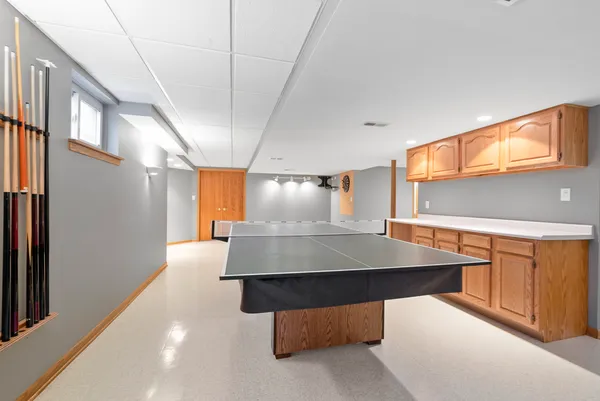 $649,000 | 10924 Beth Drive, Orland Park, IL 60467