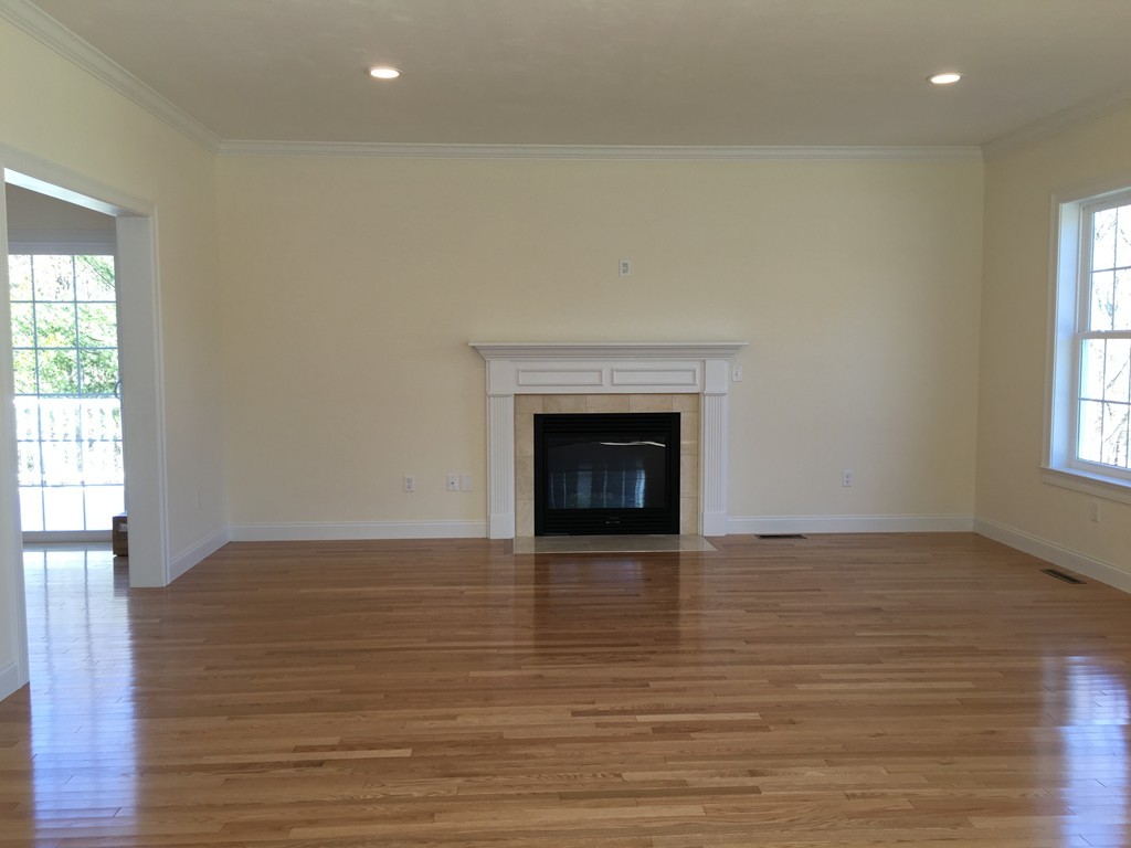 8 Chieftain Way Walpole, MA 02032 - Photo 7 of 20 Gallery Image 7