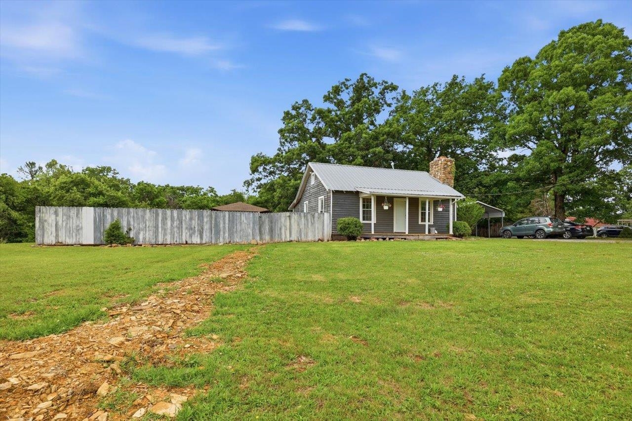 1296 New Hope Road Staunton, VA 24401 - Photo 22 of 37 a front view of a house with garden