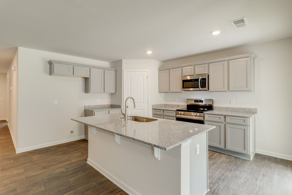 545 East Brewington Road Sumter, SC 29153 - Photo 6 of 32