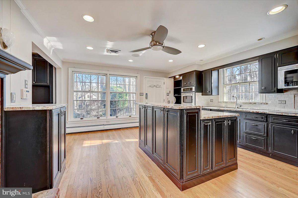 339 Susquehanna Road Ambler, PA 19002 - Photo 20 of 73 Kitchen