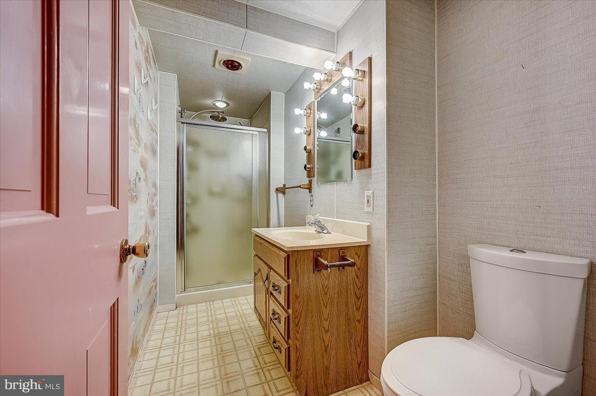 339 Susquehanna Road Ambler, PA 19002 - Photo 53 of 73 Basement Full Bathroom