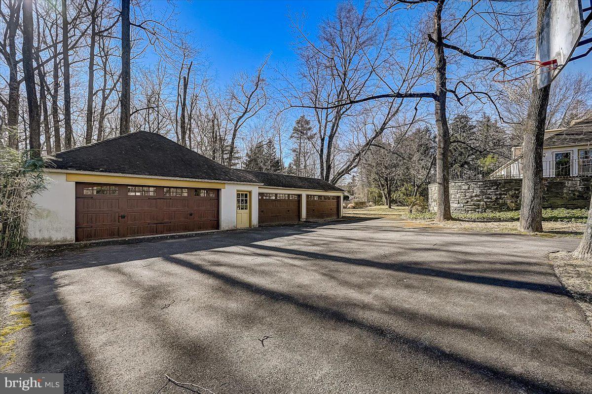 339 Susquehanna Road Ambler, PA 19002 - Photo 63 of 73 Massive 6 car Garage