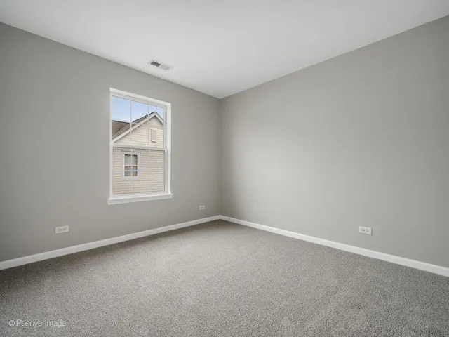 $449,500 | 6126 Washington Court, Morton Grove, IL 60053