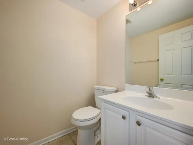 $449,500 | 6126 Washington Court, Morton Grove, IL 60053