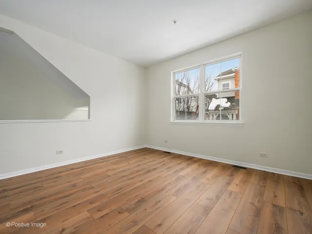 $449,500 | 6126 Washington Court, Morton Grove, IL 60053