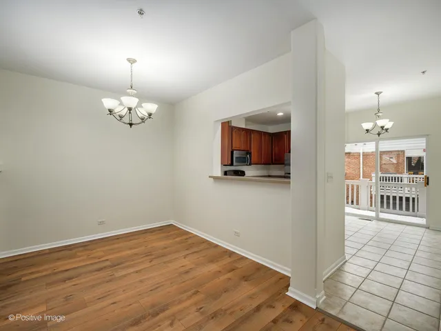 $449,500 | 6126 Washington Court, Morton Grove, IL 60053