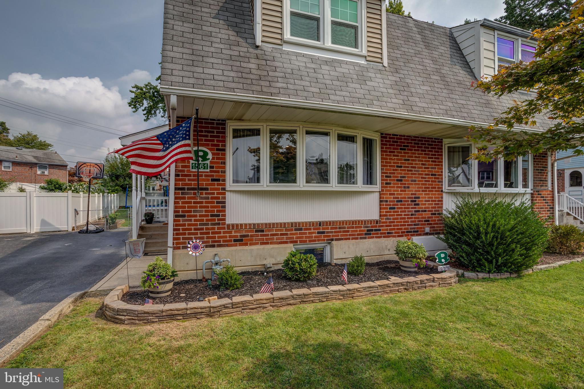 1561 Parklane Road Swarthmore, PA 19081 - Photo 2 of 39