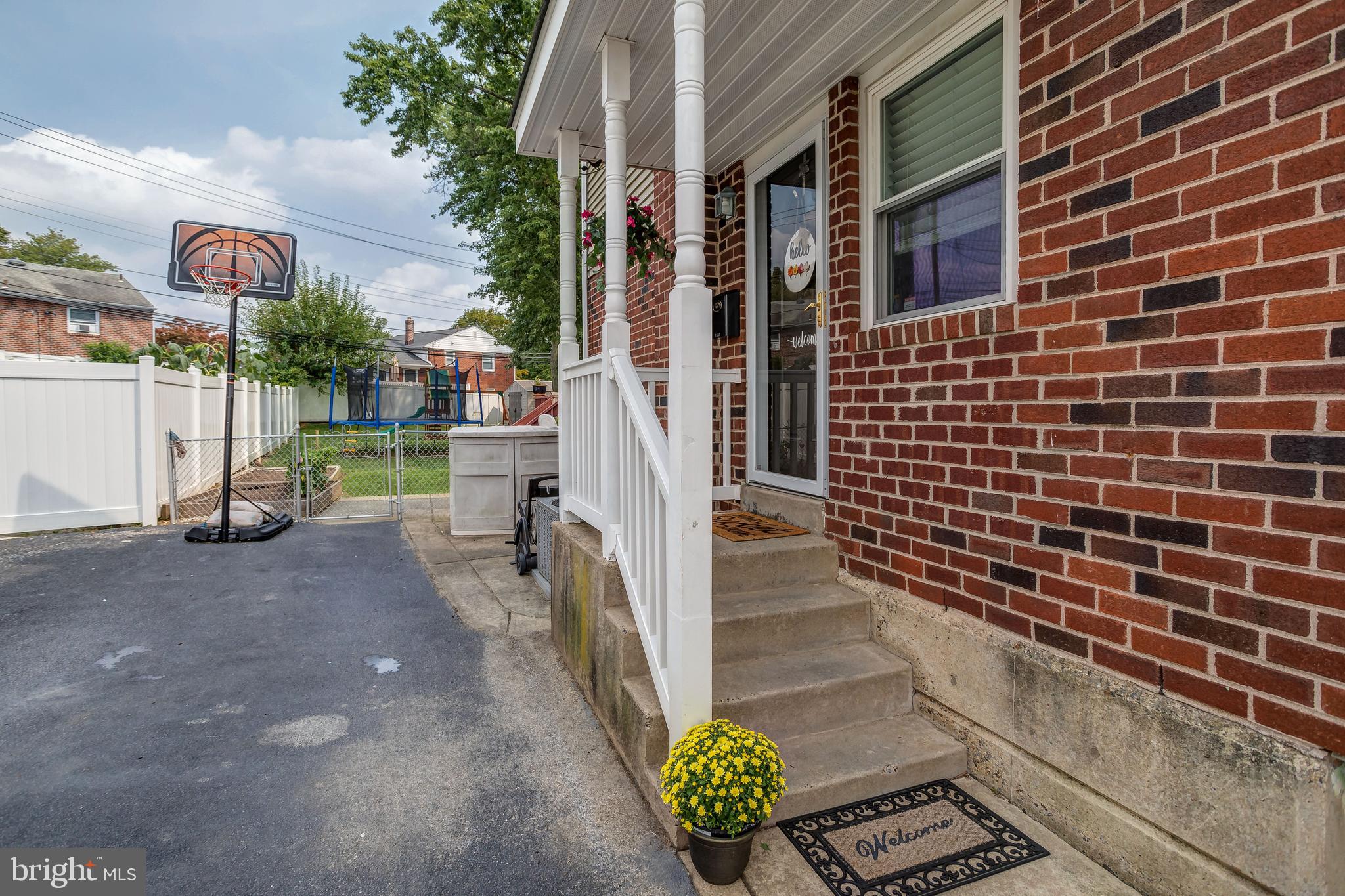 1561 Parklane Road Swarthmore, PA 19081 - Photo 6 of 39