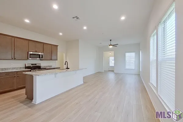 $1,875 | 121 Rainfall Lane, Carencro, LA 70520