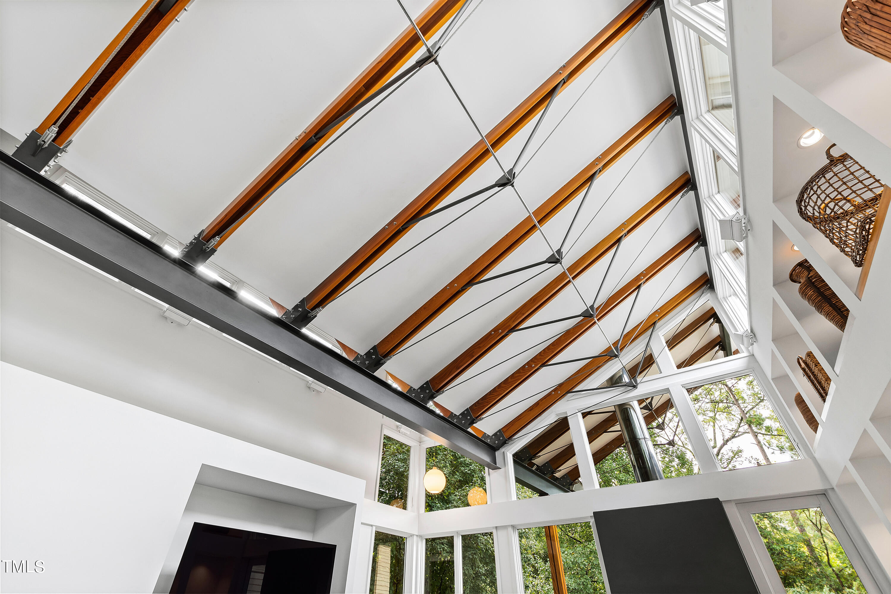2212 The Circle Raleigh, NC 27608 - Photo 18 of 88 Family Room Ceiling