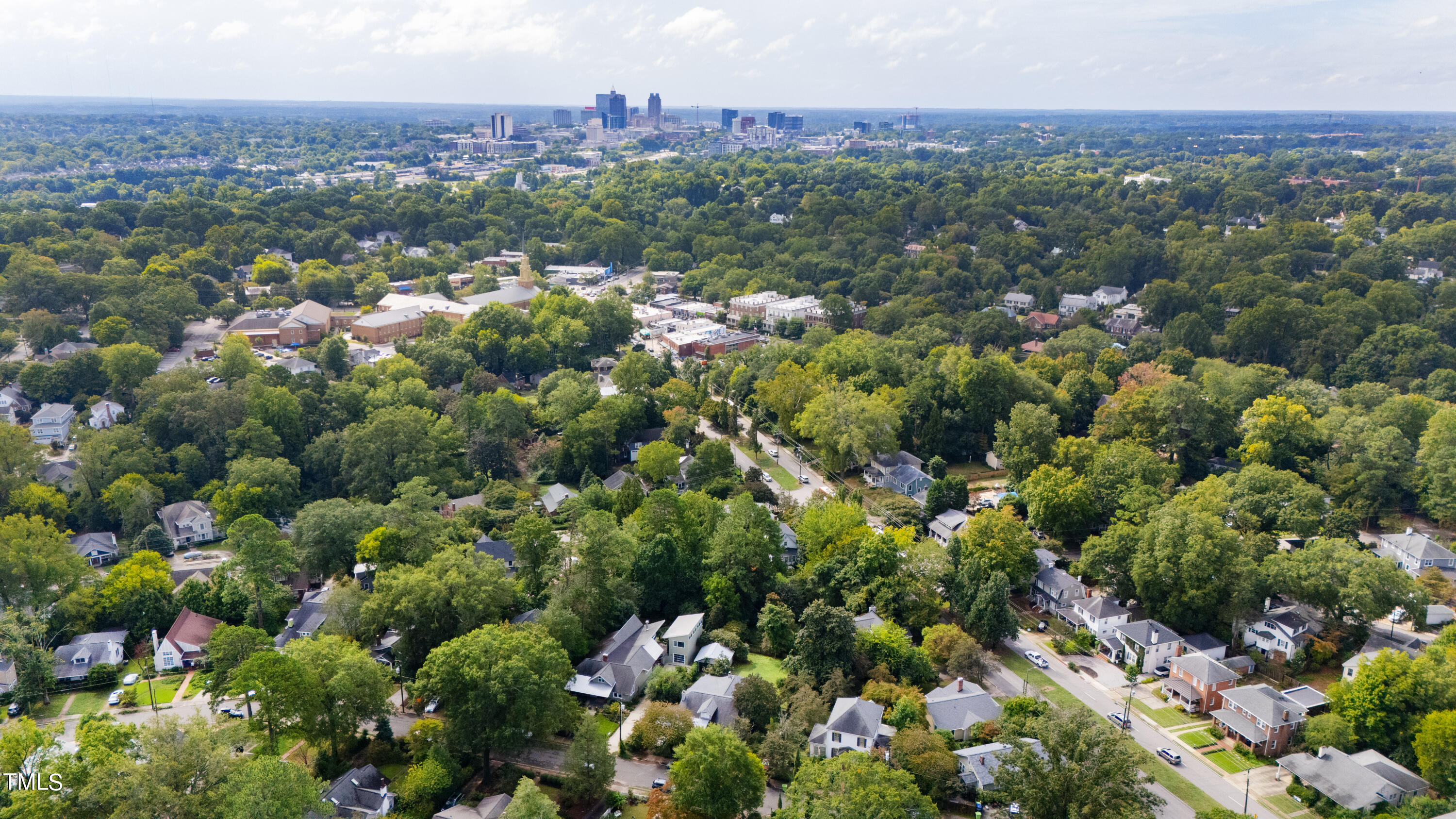 2212 The Circle Raleigh, NC 27608 - Photo 87 of 88 Drone