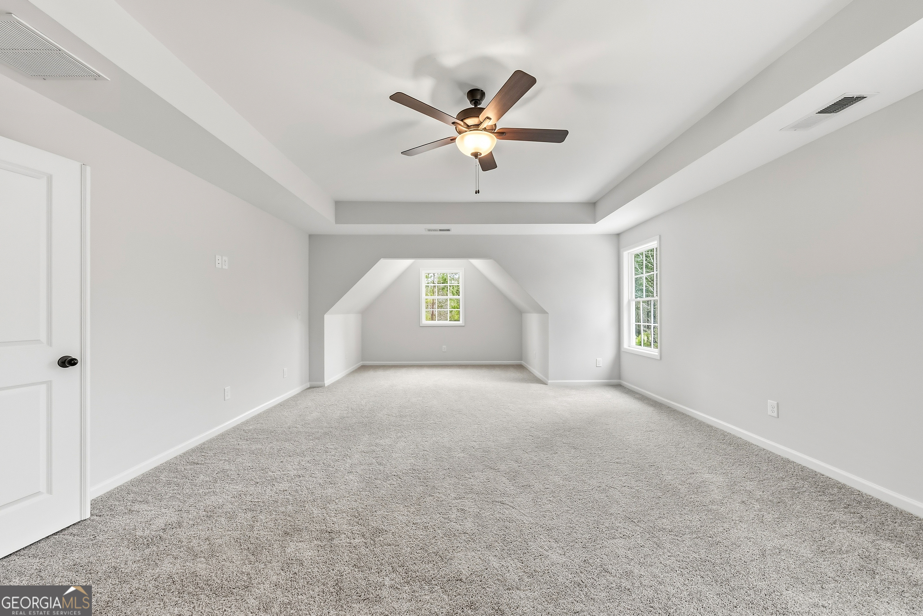 75 Oak Ridge Drive, Unit 4 Pine Mountain, GA 31822 - Photo 22 of 41 a view of an empty room
