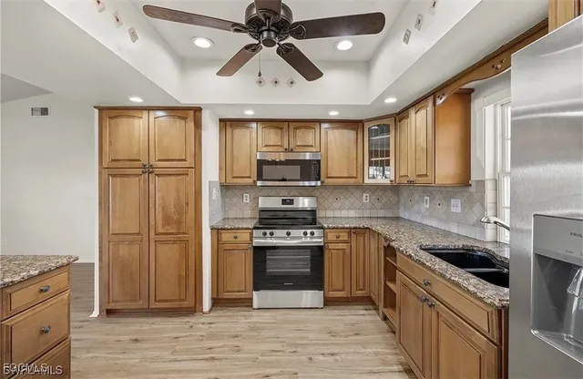 $2,000 | 4709 Southwest 25th Place, Cape Coral, FL 33914