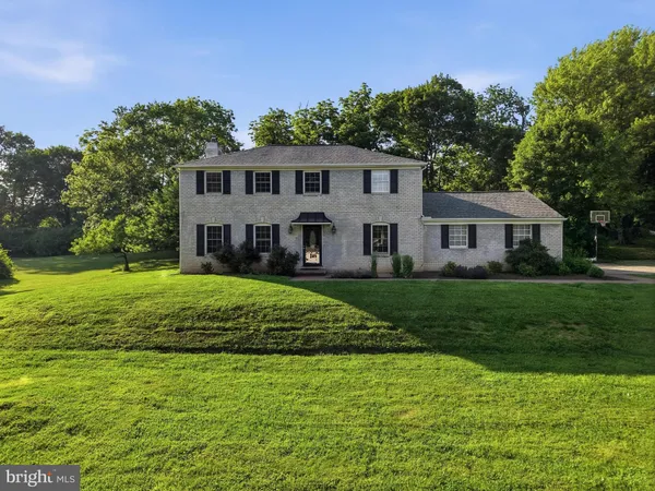 $799,000 | 609 East Pleasant Grove Road, West Chester, PA 19382